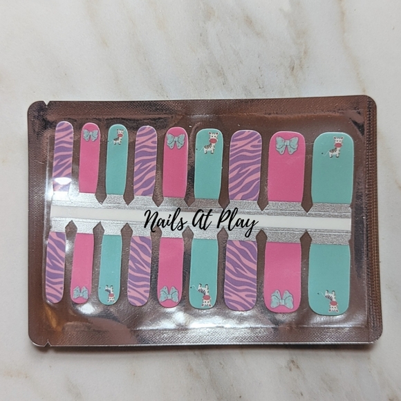 Nails at Play Other - 5 for $20 Nail Wraps- (kids) Little Giraffe
